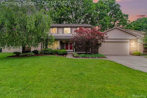 14110 Riverside St, Livonia, MI 48154