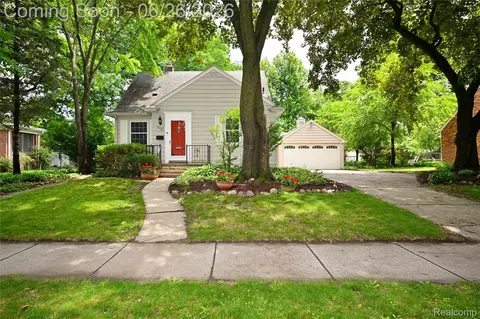 510 N Connecticut Ave, Royal Oak, MI 48067