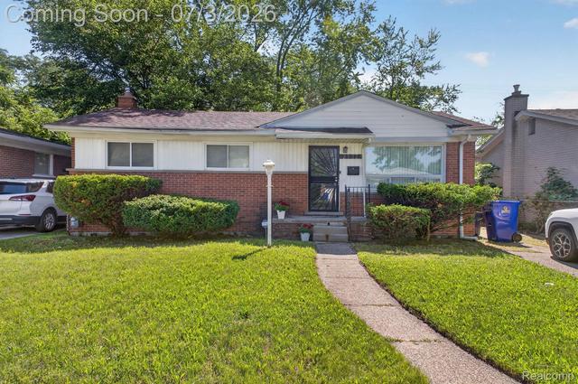 21326 Ithaca Ave, Royal Oak, MI 48220
