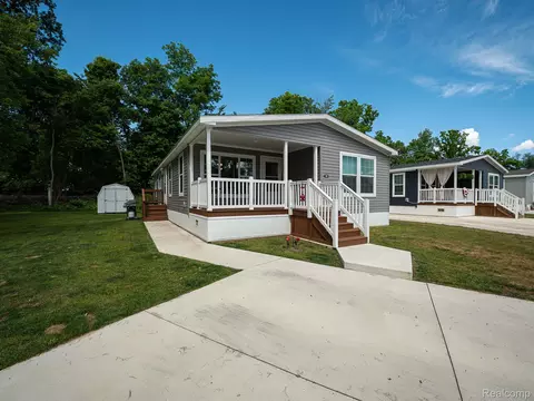 9103 N N Un #184, Tecumseh, MI 49286