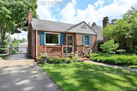618 W Houstonia Ave, Royal Oak, MI 48073