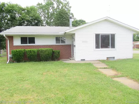 2687 Wilshire St, Westland, MI 48186