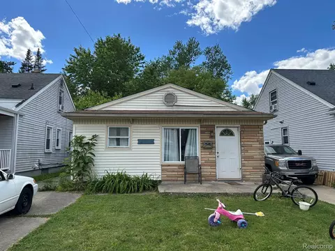 15589 Norborne Ave, Redford, MI 48239