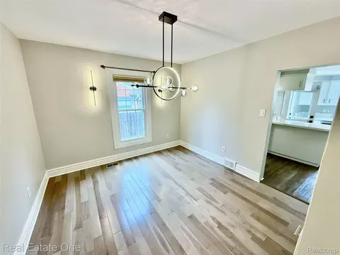 Dining - 865 Grant Ave, Clawson, MI 48017 photo 1 of 3