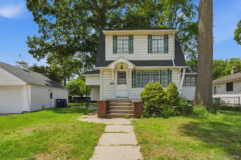 1214 Mclean Ave, Royal Oak, MI 48067