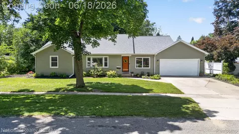 15969 Stamford St, Livonia, MI 48154