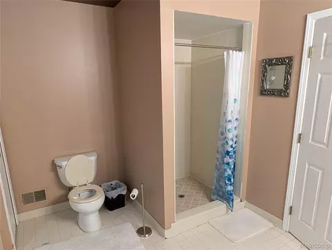 Bath - 16883 Kenneth Dr, Macomb, MI 48044 photo 2 of 2