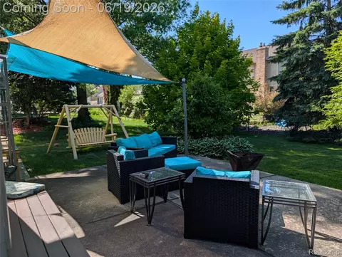 16883 Kenneth Dr, Macomb, MI 48044 photo 7