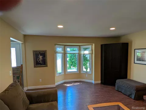 Living - 16883 Kenneth Dr, Macomb, MI 48044 photo 4 of 4