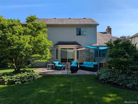 Exterior - 16883 Kenneth Dr, Macomb, MI 48044 photo 3 of 3
