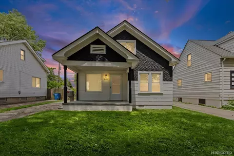 8057 Paige Ave, Warren, MI 48089