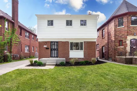 3831 W Buena Vista St, Detroit, MI 48238