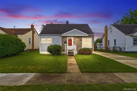 12848 Vernon Ave, Warren, MI 48089