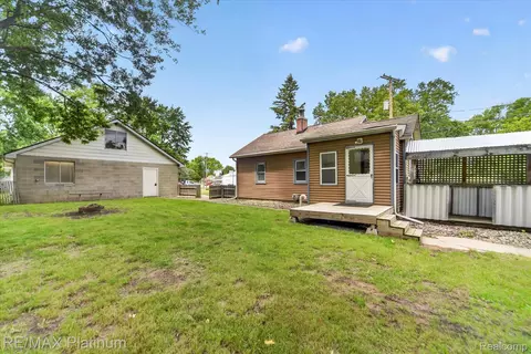 Exterior - 501 Kaiser Rd, Unadilla, MI 48137 photo 5 of 6