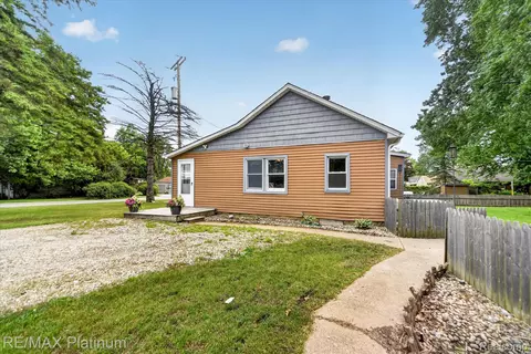 Exterior - 501 Kaiser Rd, Unadilla, MI 48137 photo 2 of 6