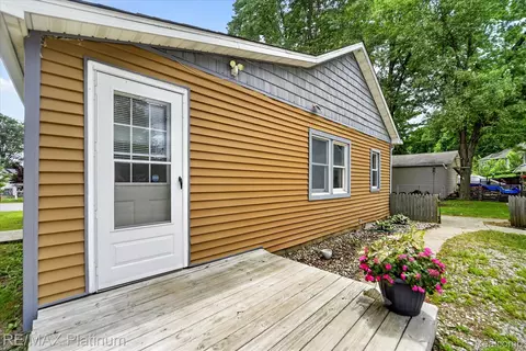 Exterior - 501 Kaiser Rd, Unadilla, MI 48137 photo 3 of 6