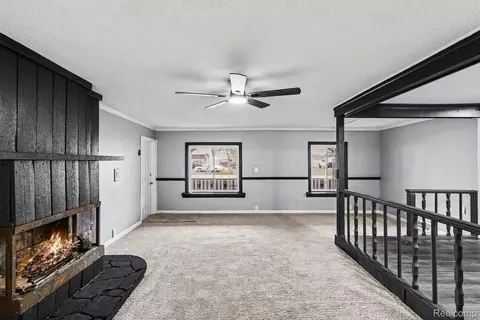 Living - 1260 Gilbert St, Flint, MI 48532 photo 4 of 4