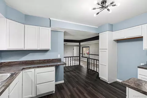 Entry Way - 1260 Gilbert St, Flint, MI 48532 photo 1 of 1