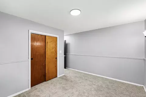 Bedroom - 1260 Gilbert St, Flint, MI 48532 photo 8 of 8