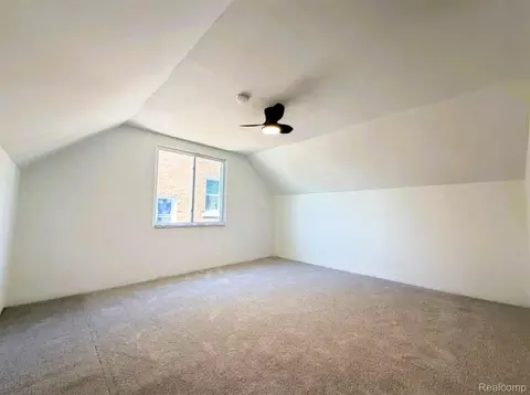 Bedroom - 8573 E Outer Dr, Detroit, MI 48213 photo 7 of 8