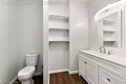 Bath - 2848 E Mill Creek Rd, St. Clair, MI 48079 photo 6 of 7