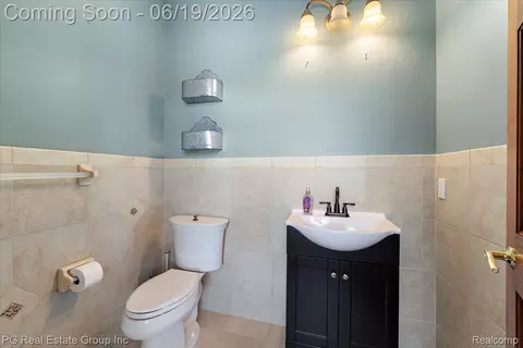 Bath - 2848 E Mill Creek Rd, St. Clair, MI 48079 photo 1 of 7