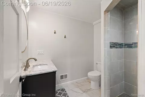 Bath - 2848 E Mill Creek Rd, St. Clair, MI 48079 photo 7 of 7