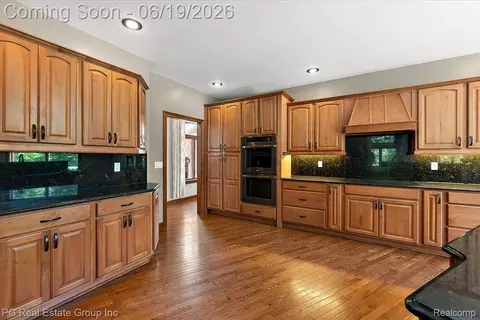 Kitchen - 2848 E Mill Creek Rd, St. Clair, MI 48079 photo 2 of 3
