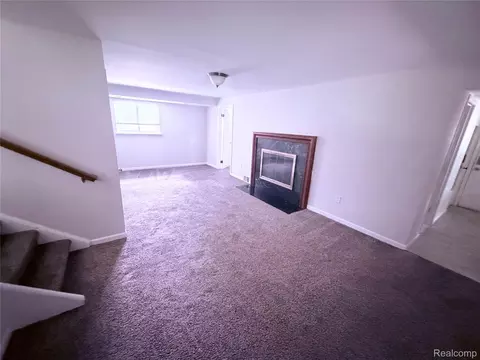 Living - 6366 Walker Dr, Troy, MI 48085 photo 2 of 2