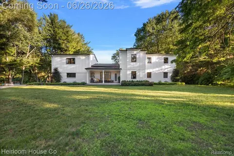 49001 Hanford Rd, Canton, MI 48187
