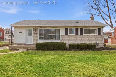 25317 Wagner Ave, Warren, MI 48089