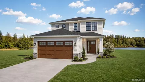 1337 Park Dr, White Lake, MI 48386