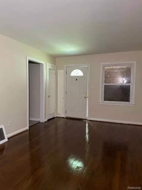 Living - 8687 Farmbrook St, Detroit, MI 48224 photo 1 of 3