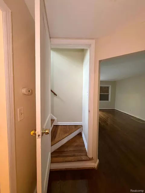 Entry Way - 8687 Farmbrook St, Detroit, MI 48224 photo 5 of 5