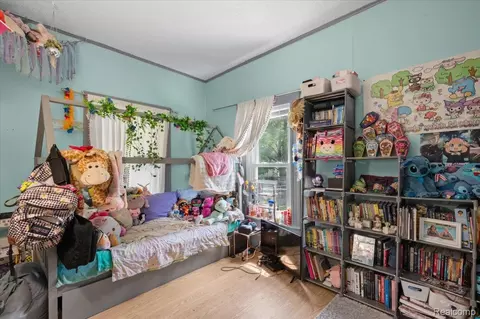 Bedroom - 236 Lynn St, Flushing, MI 48433 photo 1 of 7