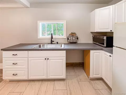 Kitchen - 1114 Christopher St, Flint, MI 48503 photo 3 of 3