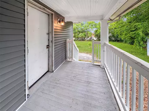 Exterior - 1114 Christopher St, Flint, MI 48503 photo 5 of 7