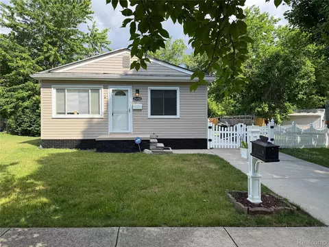 26202 Southwestern Hwy, Redford, MI 48239