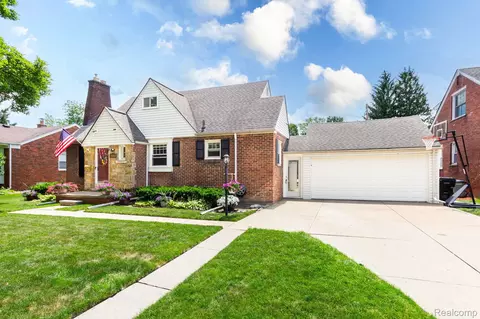 15217 Belmont Ave, Allen Park, MI 48101