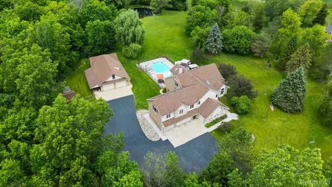 2325 7 Mile Rd, Northfield, MI 48178