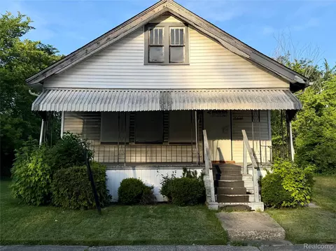 15640 Inverness St, Detroit, MI 48238