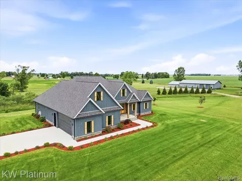 493 Wood Rd, Lamotte, MI 48472