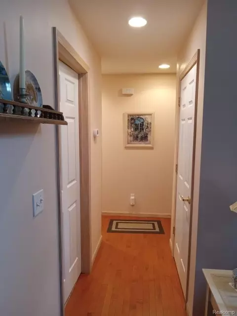 Entry Way - 4405 S Hemlock Rd, Centerville, MI 49621 photo 1 of 2