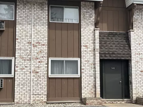 7482 Woodview St #1, Westland, MI 48185