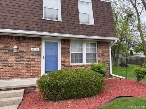 6351 Beechfield Dr, Lansing, MI 48911
