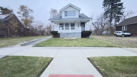 12061 Wade St, Detroit, MI 48213