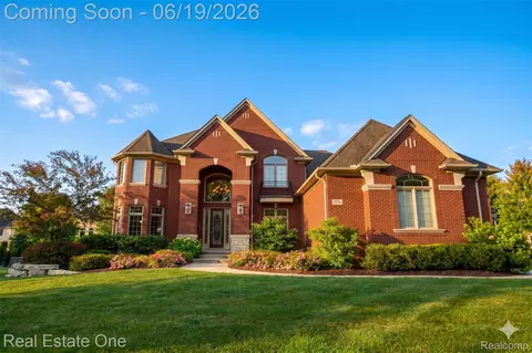 1576 Galena, Rochester Hills, MI 48306
