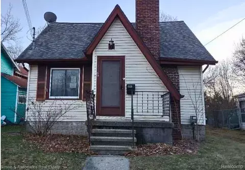 1520 E Oakland Ave, Lansing, MI 48906