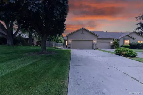 6407 Western Way, Flint, MI 48532