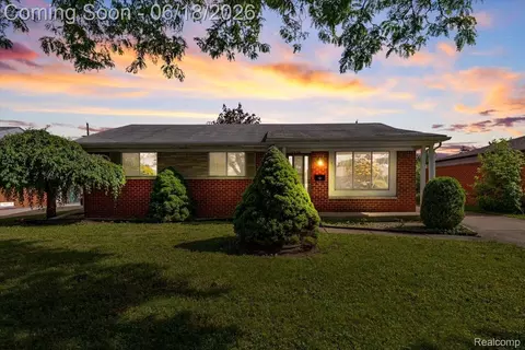 2638 Athena Dr, Troy, MI 48083